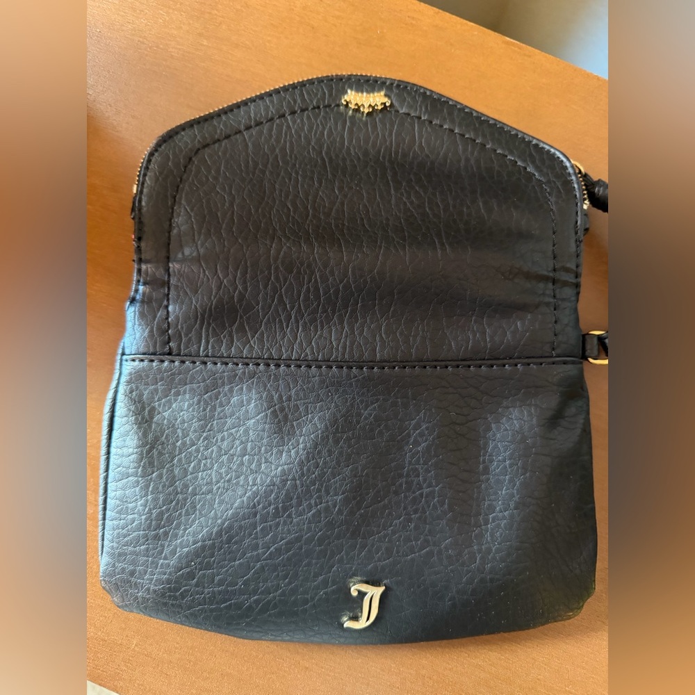 Juicy Couture  Black Wristlet - Picture 11 of 13